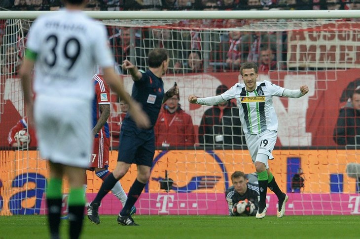 Video: Borussia Mönchengladbach iznenadila Bayern na Allianz Areni, Wolfsburg remizirao kod Mainza