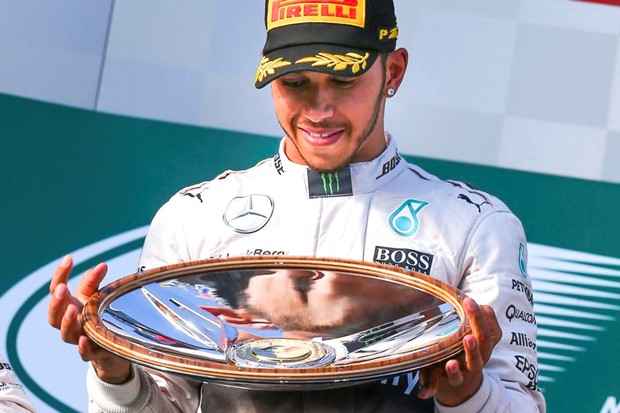 Može li Lewis Hamilton u igri "5-na-5" zabiti penal Carlu Cudiciniju?