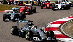 Mercedesi opet na vrhu: Hamilton osvojio Kinu ispred Rosberga i Vettela