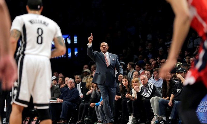 Brooklyn Netsi uručili otkaz Lionelu Hollinsu, na klupu dolazi Billy King