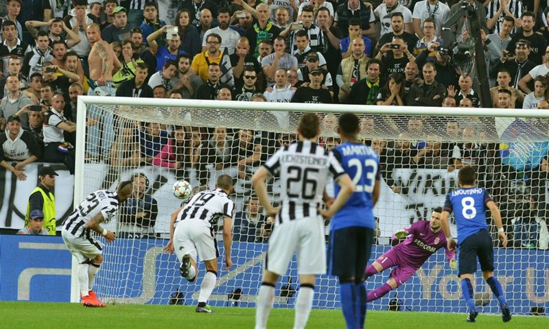 Video: Vidal iz penala za minimalnu prednost Juventusa pred uzvrat u Kneževini