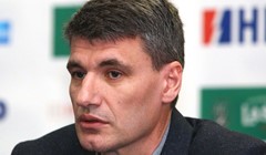 Perasović ostaje u Uniksu i sljedeće sezone, nadaju se ostanku i Hezonje