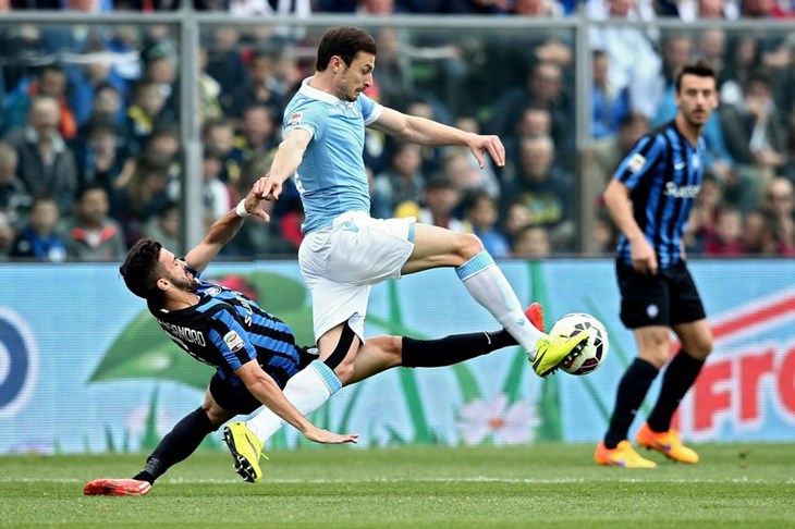 Video: Roma ponovno druga nakon slavlja protiv Genoe, Lazio kiksao u Bergamu