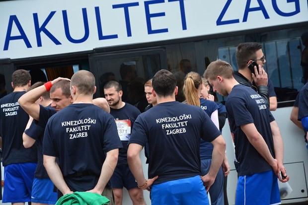 Aktivni studenti KIF-a trčanjem podržali utrku Wings for life – World Run