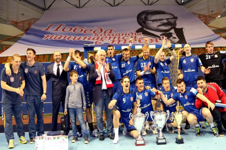 Hrvatski izbornik Babić s Meškov Brestom podigao novi trofej osvajača Kupa Bjelorusije