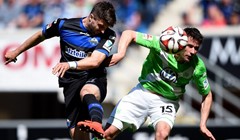 Video: Köln svladao Schalke, Wolfsburg i dalje drugi, a Paderborn u zoni ispadanja