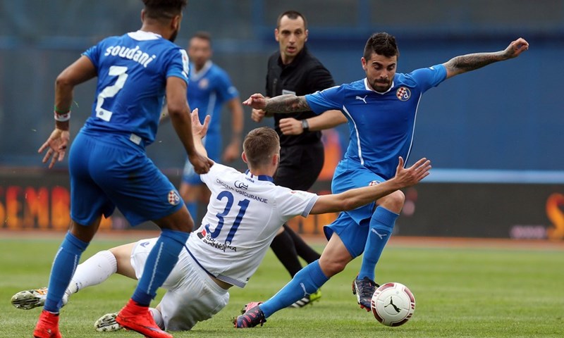 Spektakl u Maksimiru: Derbi završio bez pobjednika, Dinamo uhvatio Hajdukovo rano vodstvo