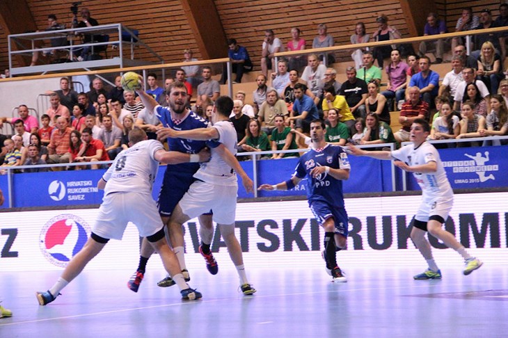 Zagrebaši unatoč vrlo dobrom otporu Nexea podigli 22. pehar osvajača Kupa Hrvatske