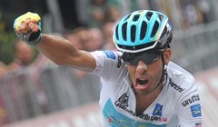 Video: Paolo Tiralongo pobjegao pratnji i odnio pobjedu u devetoj etapi, Contador ostao vodeći