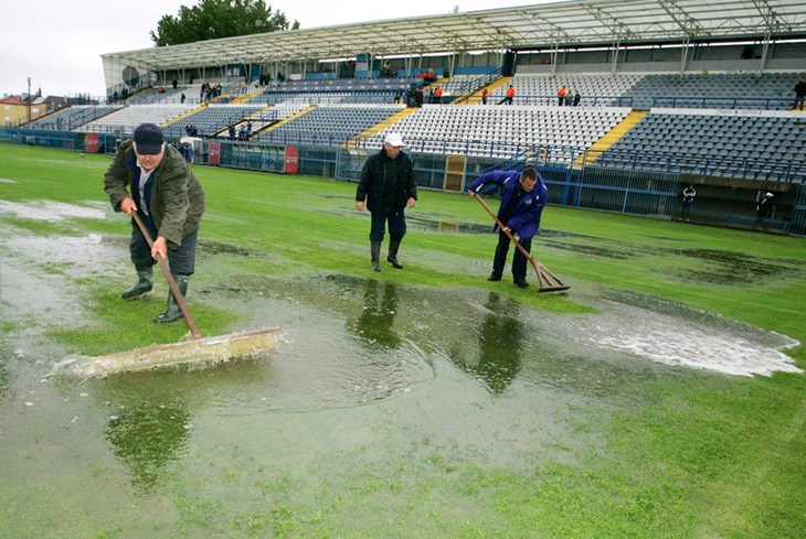 Farmaceuti s dva nerealizirana kaznena udarca u neregularnim uvjetima ipak svladali Zadrane