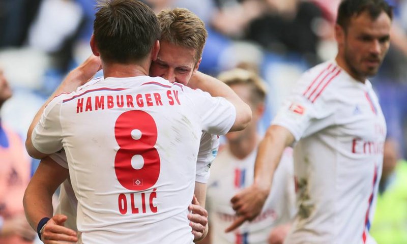 Video: Olić poveo HSV prema razigravanju, Stuttgart se spasio, Herthu izvukla gol-razlika, gol Perišića