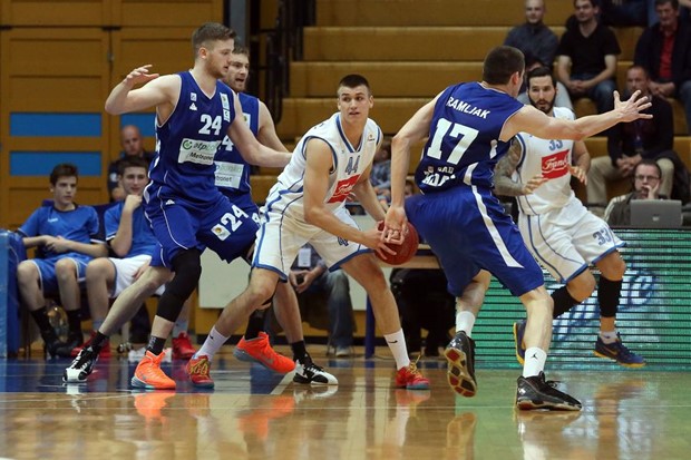 Cibona obranila domaći parket: Zagrepčani već u Višnjiku traže finale