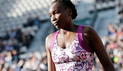 Šarapova uvjerljiva na početku, brzi kraj za Venus Williams