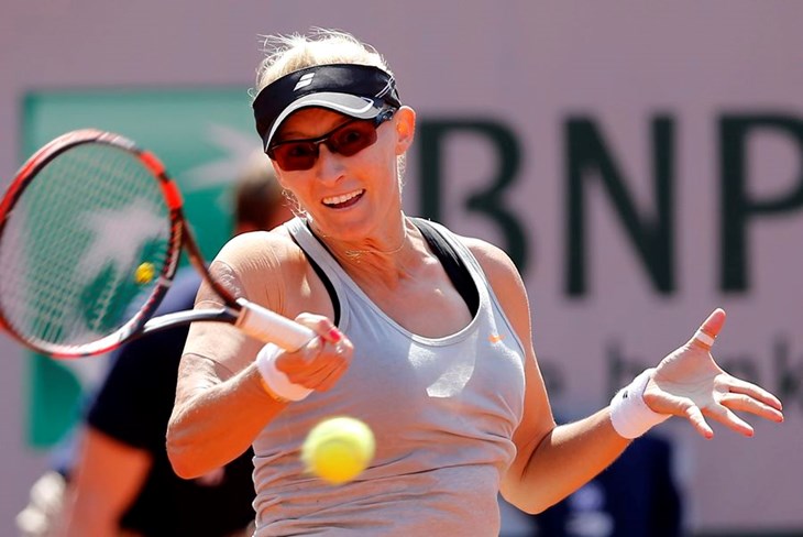 Kraj za hrvatske predstavnice: Lučić-Baroni poražena u maratonu, Vekić uhvatila tri gema