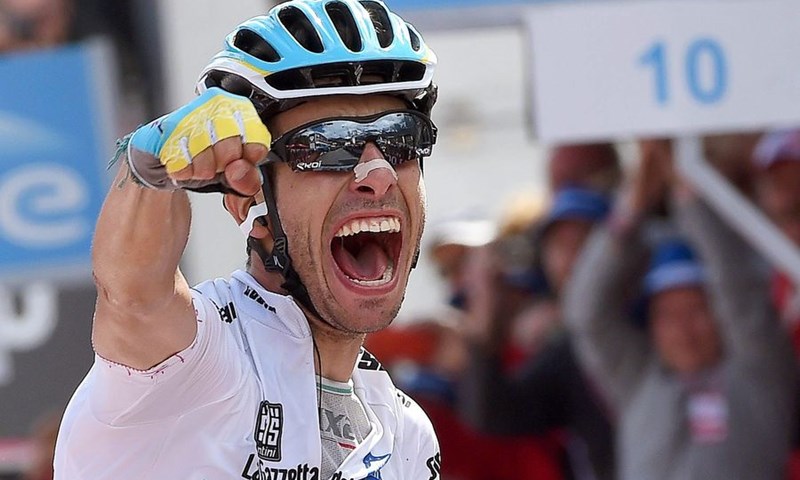 Fabio Aru slavio u 19. etapi i vratio se na drugo mjesto ukupnog poretka