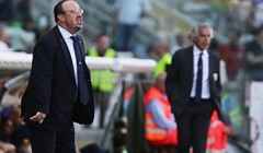 Carragher na strani Beniteza: "Nije vrijeme za Rafin odlazak"