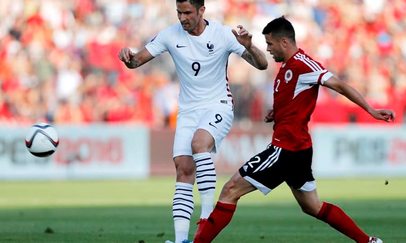 KAMPOVI REPREZENTACIJA: Furija izabrala izolaciju, Englezi raskoš, Azzurri u Montpellieru