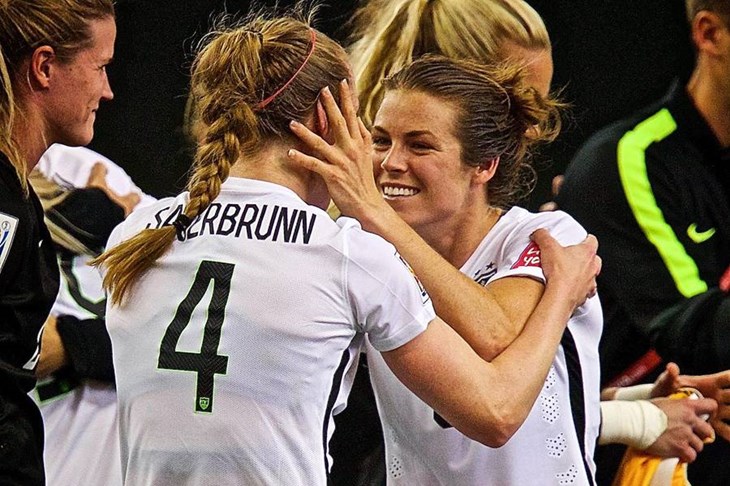 Amerikanke potopile Tajlanđanke i ušle u povijest, Švedska i Nizozemska teško do tri boda