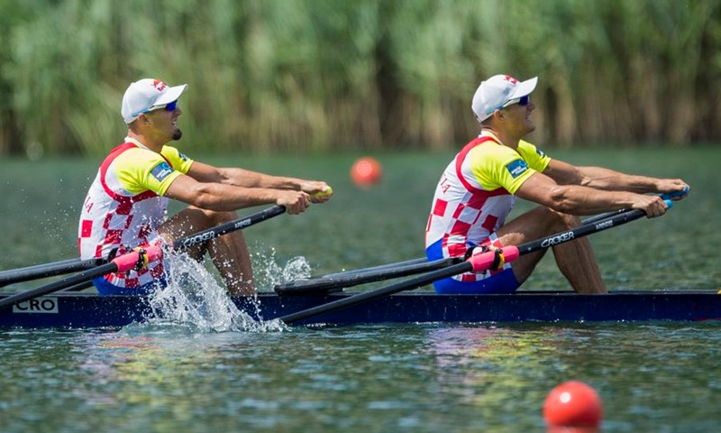 Braća Sinković dominirali i u Luzernu, Martinu pobjeda u B finalu