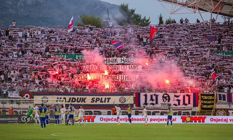Hajduk zaradio novu kaznu, Brbić apelira: "Navijači, suzdržite se od pirotehnike"