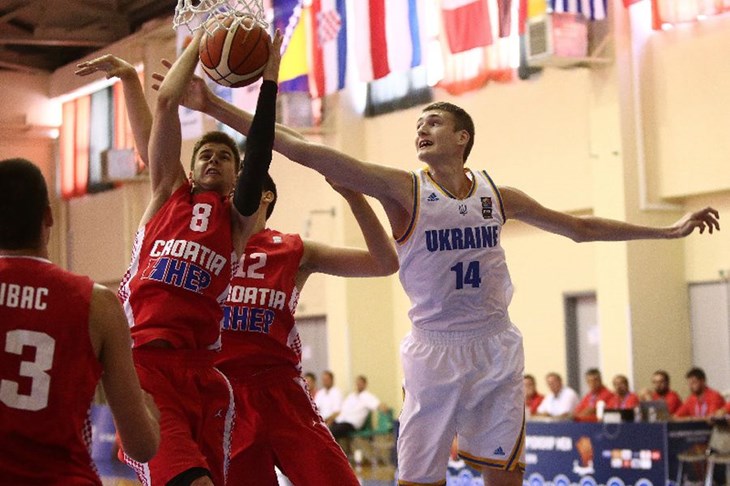 Tricaški raspoložena Hrvatska uz 30 poena Skokne do pobjede protiv Ukrajine