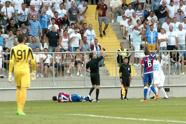 Hajduk bliže pobjedi u Jadranskom derbiju bez pogodaka, ali s dva crvena kartona
