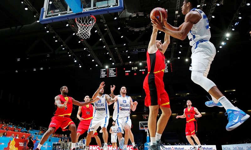 Giannis Antetokounmpo propušta Europsko prvenstvo, Grci optužuju Buckse
