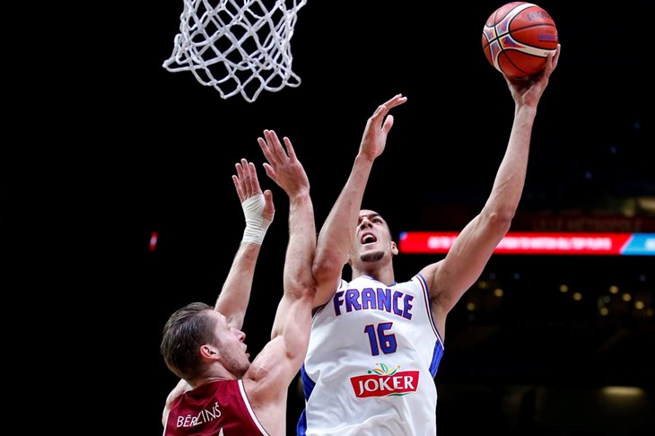 Srbija favorit u Beogradu, Francuska u Manili