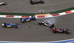 Hamilton do pobjede na Velikoj nagradi Rusije, Vettel drugi, Rosberg odustao