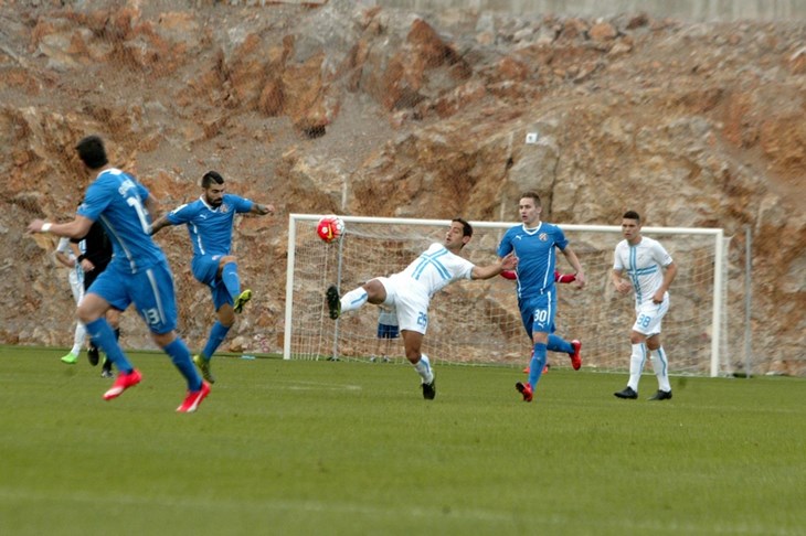 Video: Rijeka srušila Dinamo pogotkom u 90. i bacila Modre na treće mjesto