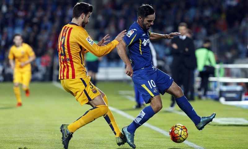 Barcelona slavila i kod Getafea te zadržala korak s madridskim Realom