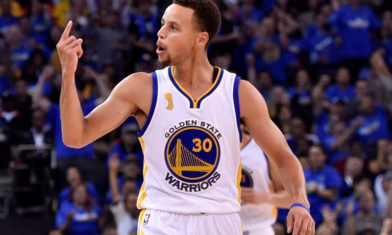 LeBron bi mu dao i više - za Jamesa Curry vrijedi 400 milijuna dolara