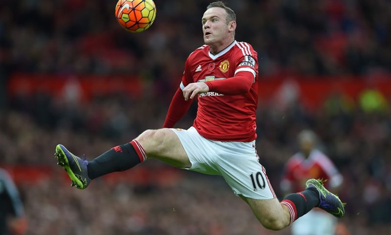 VIDEO: Rooney srušio rekord Sir Bobbyja Charltona za bod protiv Stokea, Bilić slavio kod Middlesbrougha