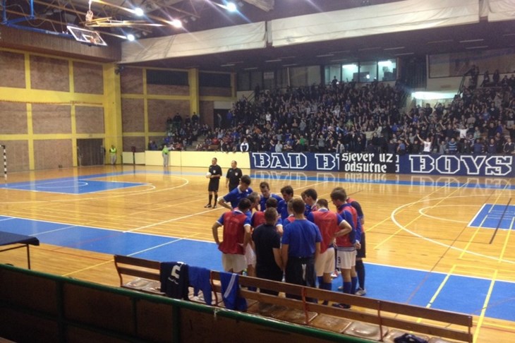 VIDEO: Futsal Dinamo izborio play-off, Osijek remijem u Dubrovniku „zakuhao“ borbu za play-off