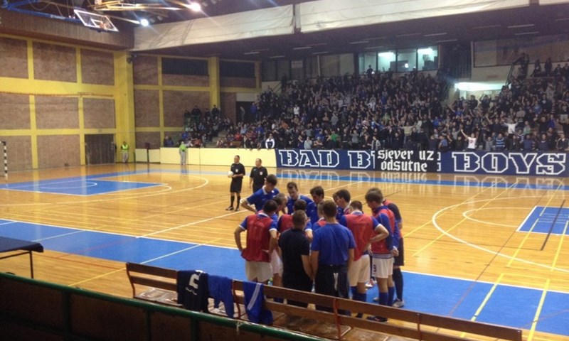 VIDEO: Futsal Dinamo izborio play-off, Osijek remijem u Dubrovniku „zakuhao“ borbu za play-off