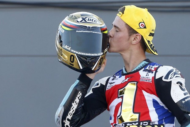 Britanac Danny Kent devetim mjestom u Valenciji do naslova svjetskog prvaka u Moto3