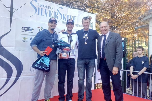 Dominacija braće Sinković nastavlja se i u skifovima, osvojen trofej u Torinu