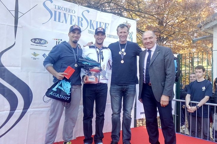 Dominacija braće Sinković nastavlja se i u skifovima, osvojen trofej u Torinu