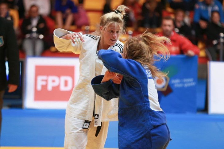 Već prvog dana EP-a odličje: Tena Šikić osvojila srebrnu medalju