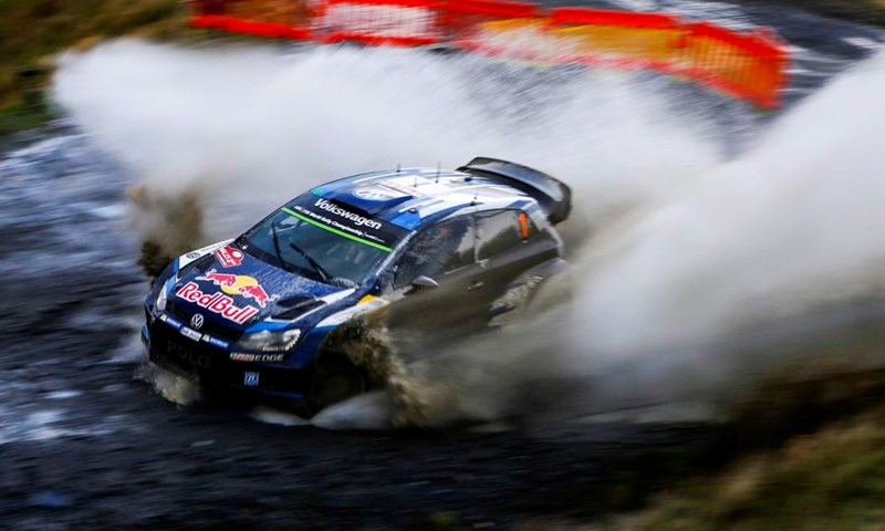Sebastien Ogier slavio na reliju u Velikoj Britaniji i treći put zaredom osvojio naslov