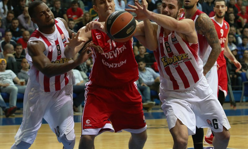 Cedevita izgubila skakačku bitku i utakmicu: Olympiakos zaustavio europsku seriju Zagrepčana