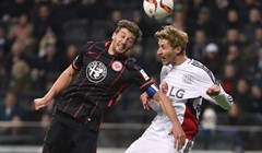 Vukovi "izgrizli" Werder, Augsburg iznenadio Stuttgart