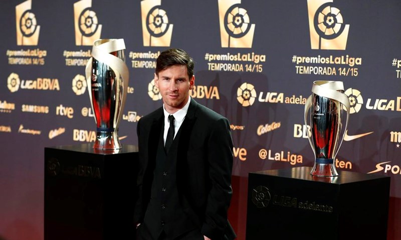 Lionerl Messi odnio nagrade za najboljeg igrača i napadača u Španjolskoj prošle sezone