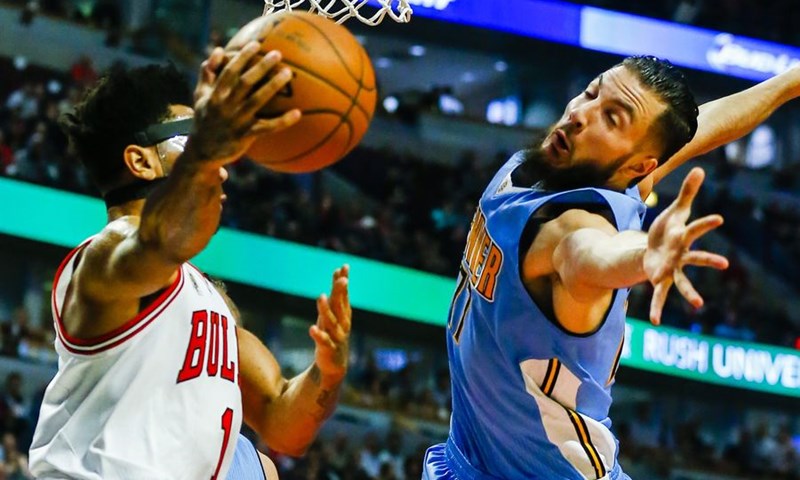 VIDEO: Curry u tri četvrtine slomio Hornetse, Bullsi produbili krizu Nuggetsa