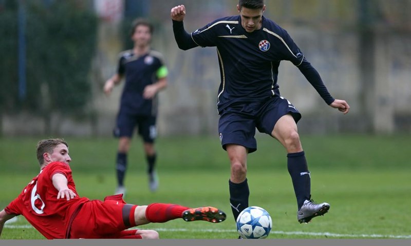Josip Brekalo preselio u Stuttgart