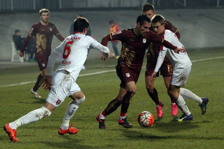 Roman Bezjak odveo Rijeku do pobjede u Kranjčevićevoj, Zagreb 14. put poražen
