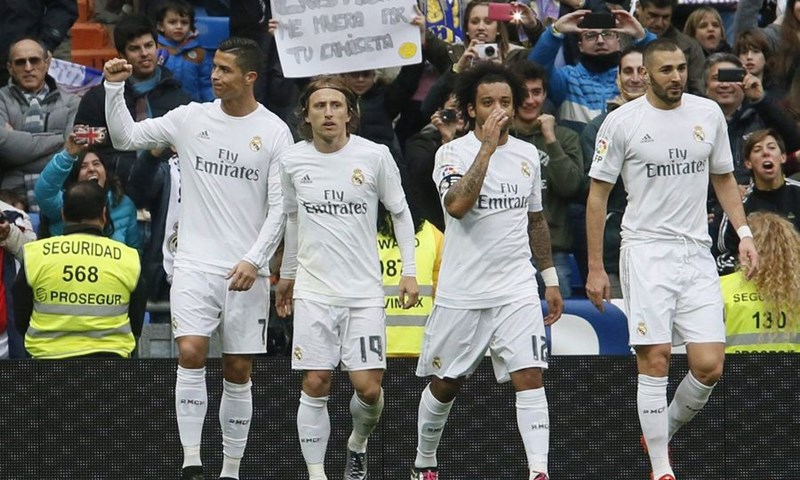 VIDEO: Real Madrid završio godinu s nova tri boda, Malaga slavila u Valenciji