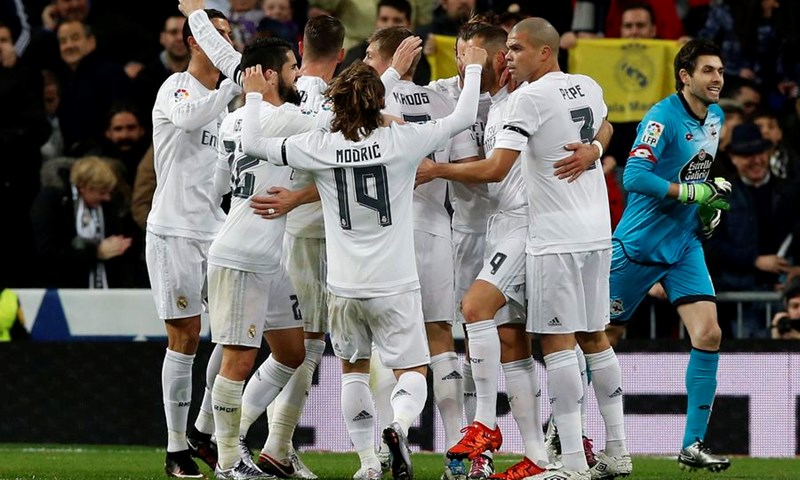 VIDEO: Bale i Benzema uljepšali Zidaneov debi, Real Madrid napunio mrežu Deportiva