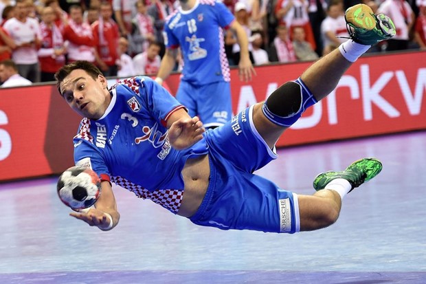 Lino Červar izvršio i treću zamjenu, Denis Buntić ne igra protiv Bjelorusije