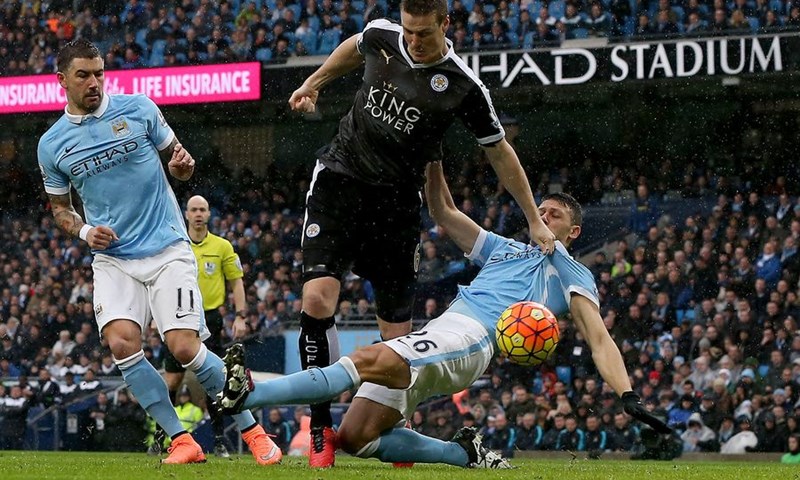VIDEO: Leicester nastavlja sa sjajnim igrama, na Etihadu srušen Manchester City